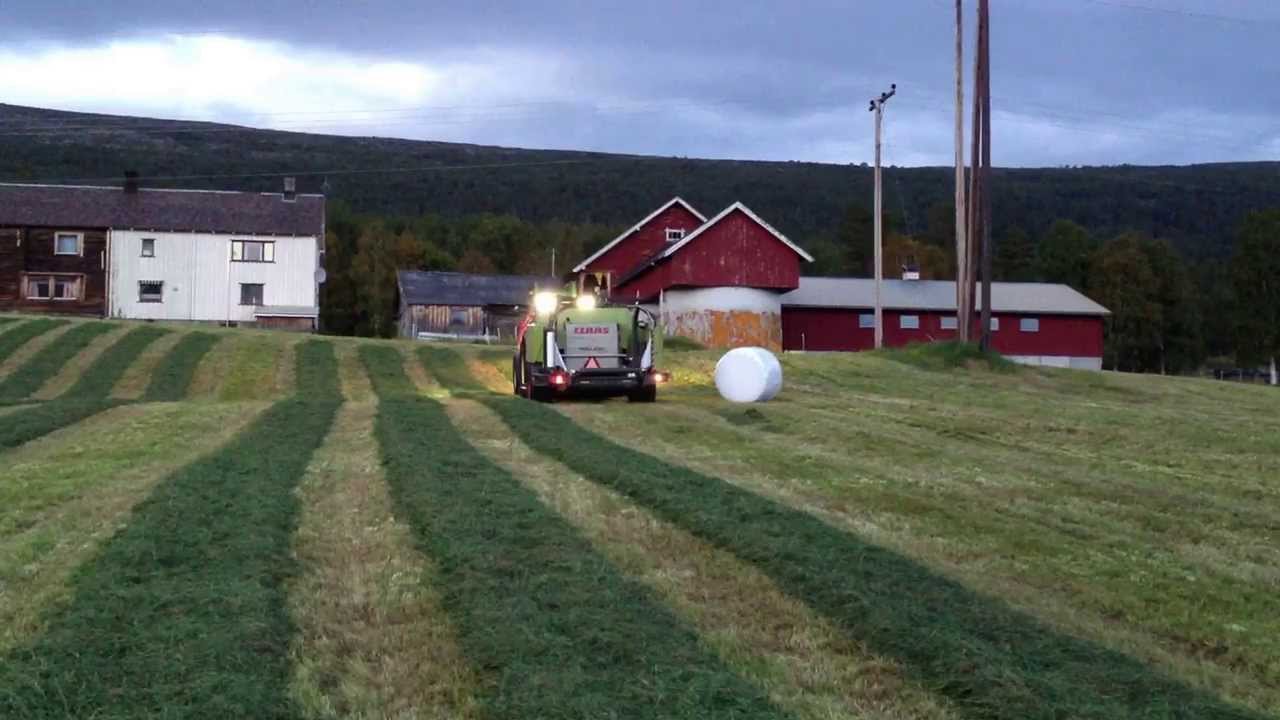 Rundball pressing. Bailing