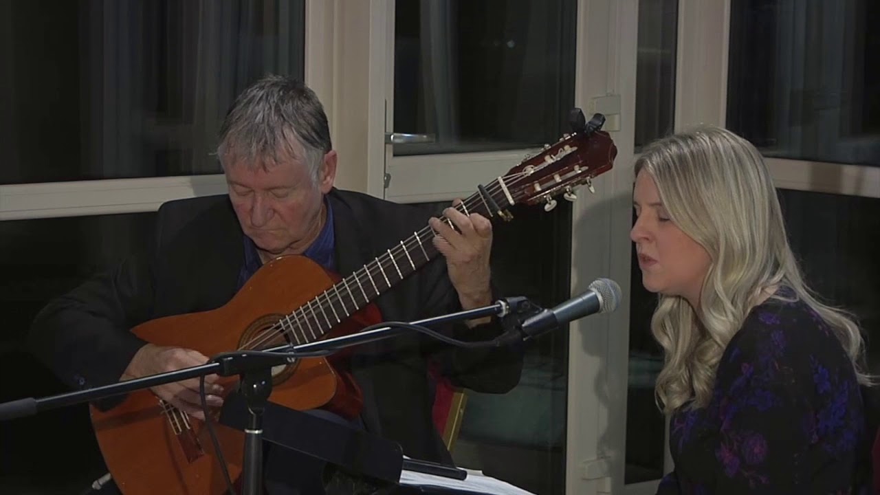 Molly na gCuach Ní Chuilleanáin   Colleen Savage & Martin McAllister