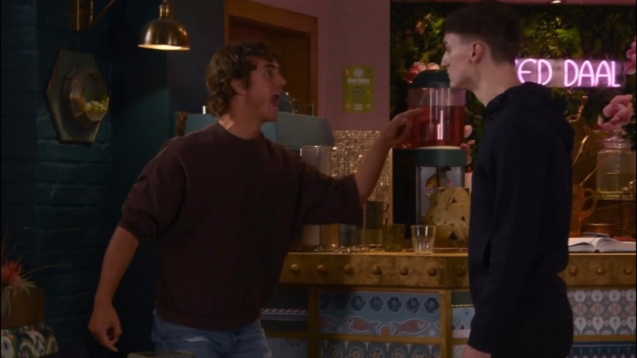 Coronation Street - Brody and The Car Thief Scrap and Asha Freaks Out (26th August 2025) 
