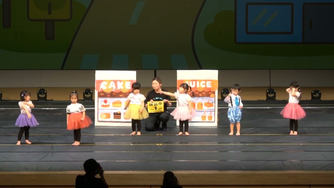 2025年度お遊戯会・BABY MAHALO（０〜２歳児混合）