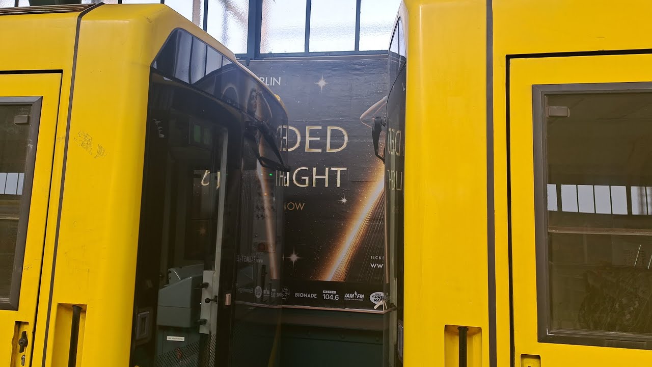 Ubahn Berlin | Mitfahrt U1 von Warschauer str. nach Gleisdreieck in HK00 1006 