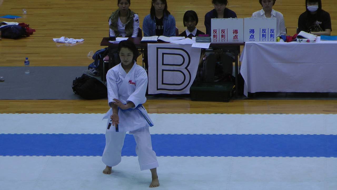 清水希容選手 チャタンヤラクーサンクー第５６回西日本実業団空手道選手権大会　女子形　決勝