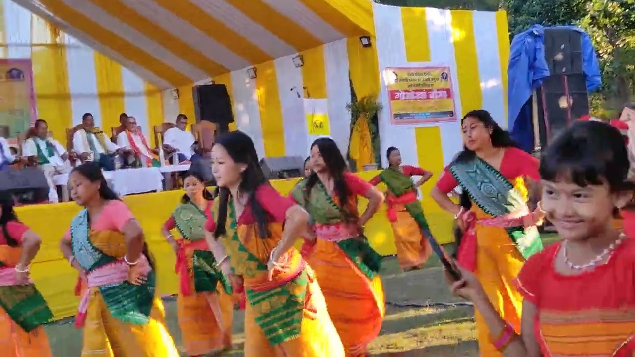 Gamiyau sahitya sabha ni Mel au gamini aijw fwrni kherai mwsanai 🙏🙏