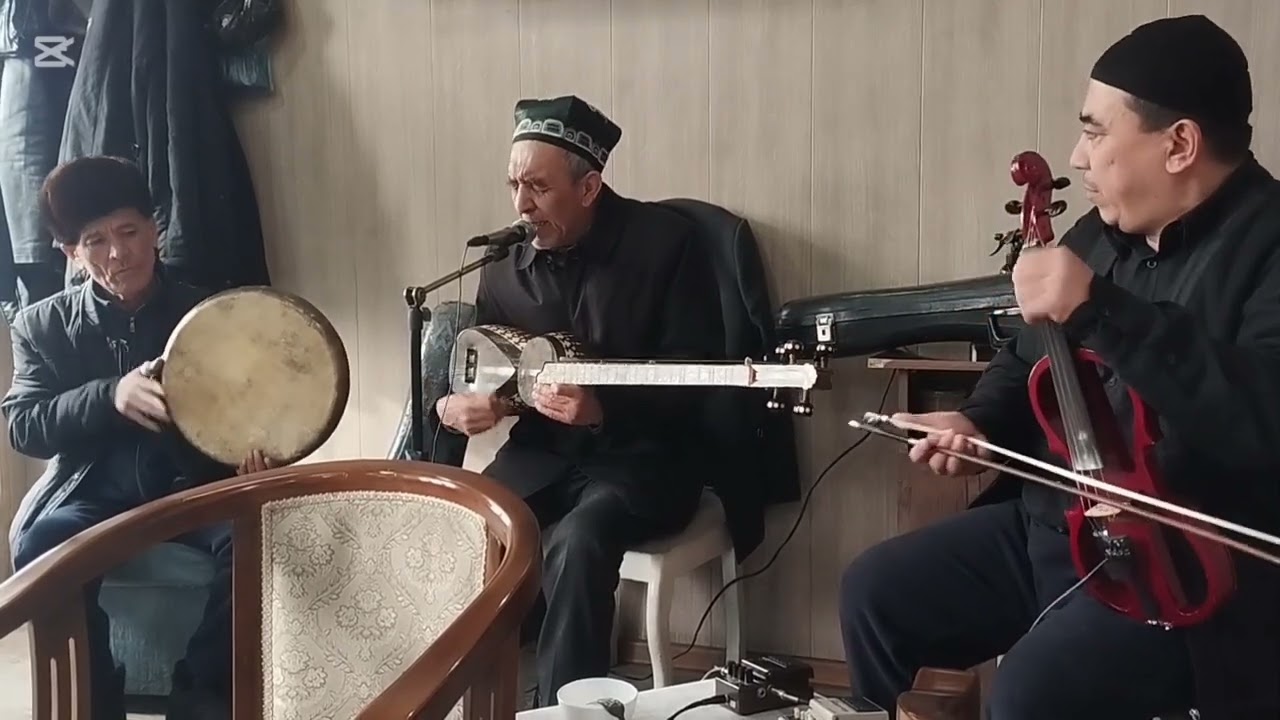 2)Шерали Жу́раев, шогирди Хомиджон Алиху́жаев 72 ёшда 