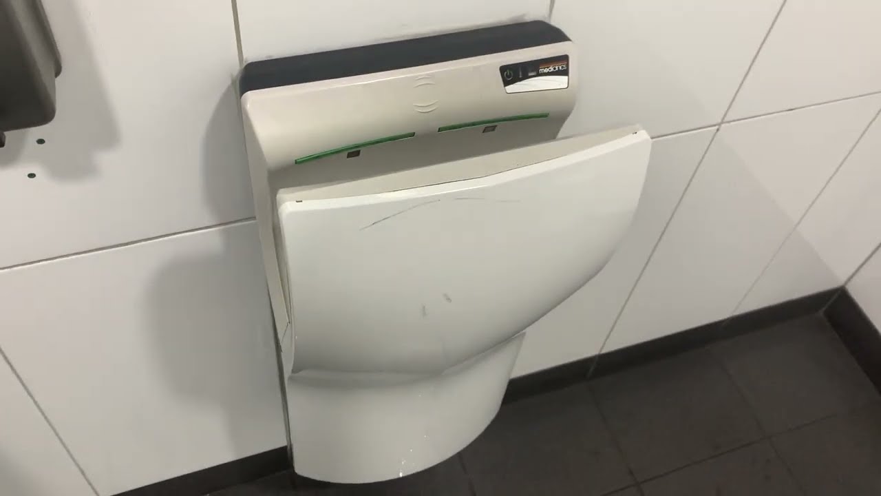 Mediclinics Dualflow Plus Hand Dryer white