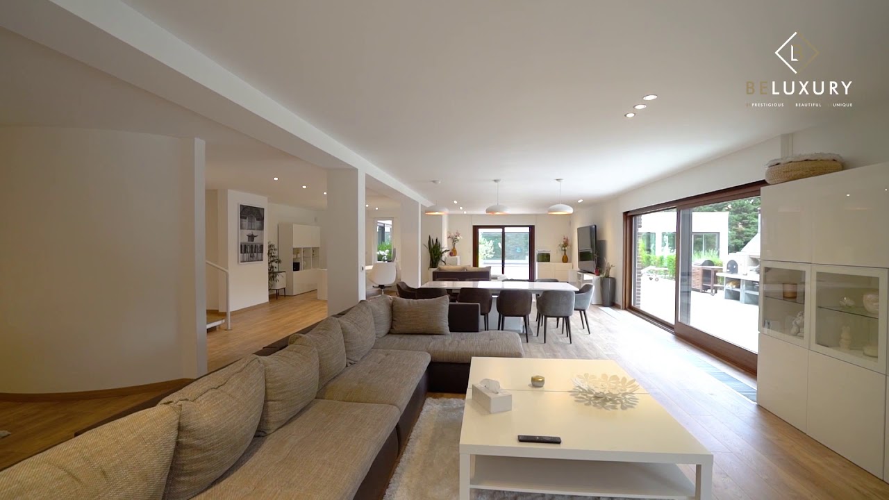 MAGNIFIQUE 🏡 ENTIÈREMENT RÉNOVÉE 🔥 | À VENDRE