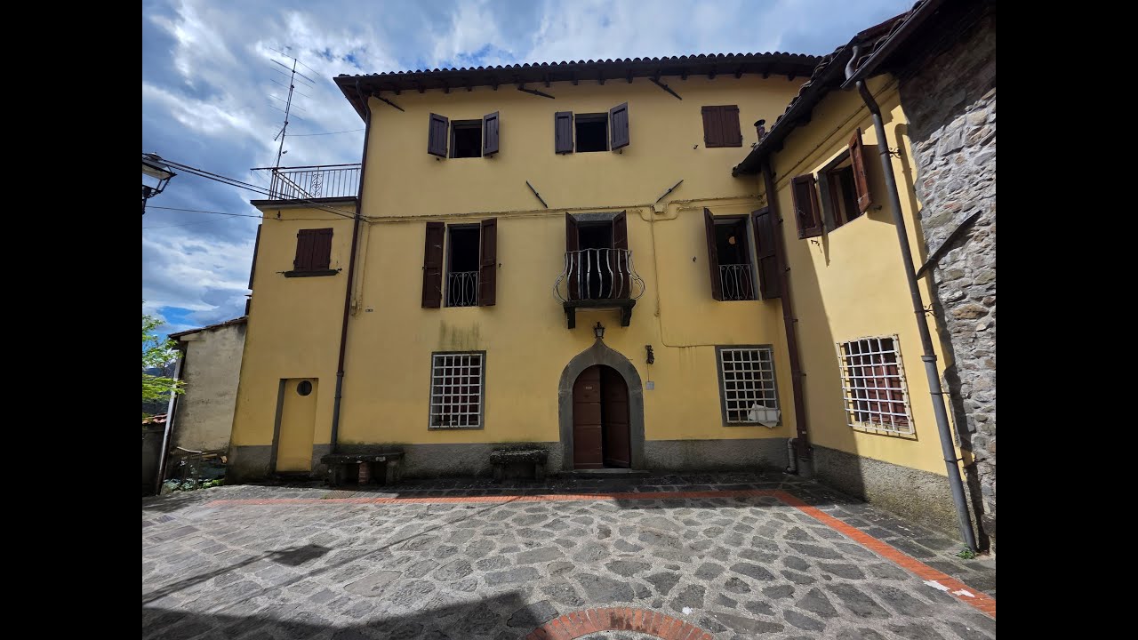 Filmato**Villa Storica - Un Angolo di Paradiso in Garfagnana** Richiesta € 95.000,00