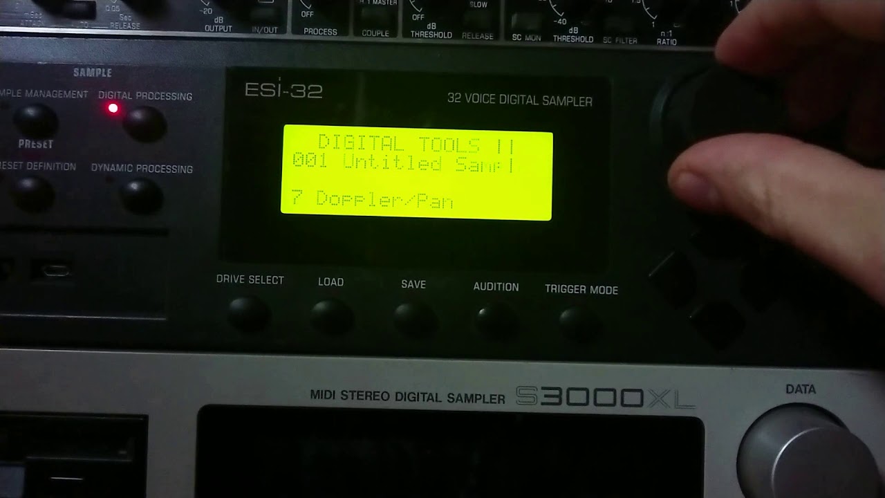 E-MU ESI-32: Doppler effect [STEREO]
