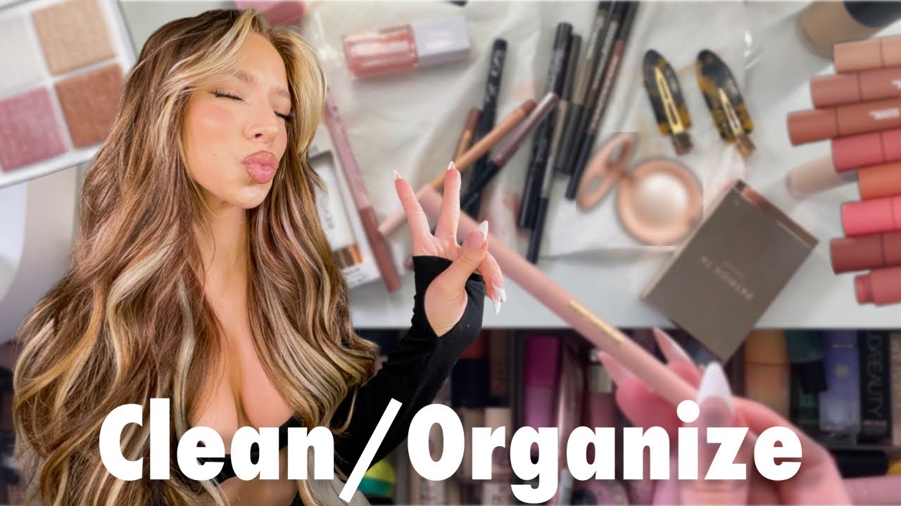 CLEANING AND ORGANIZING MY VANITY 2024
