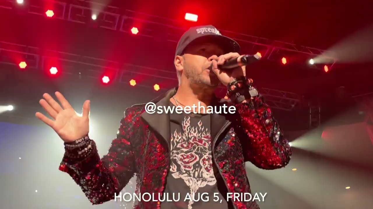 NKOTB Hawaii Friday NO MORE GAMES DANCE BREAK 8/5 2022 Mixtape Tour Front Row Donnie | SWEETHAUTE