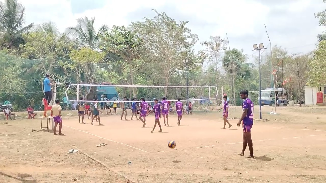 வடகாடுvs இடைக்காட்டூர் #volleyball #sports #localmatch #football #lifeisbutadream #love #lovestatus 