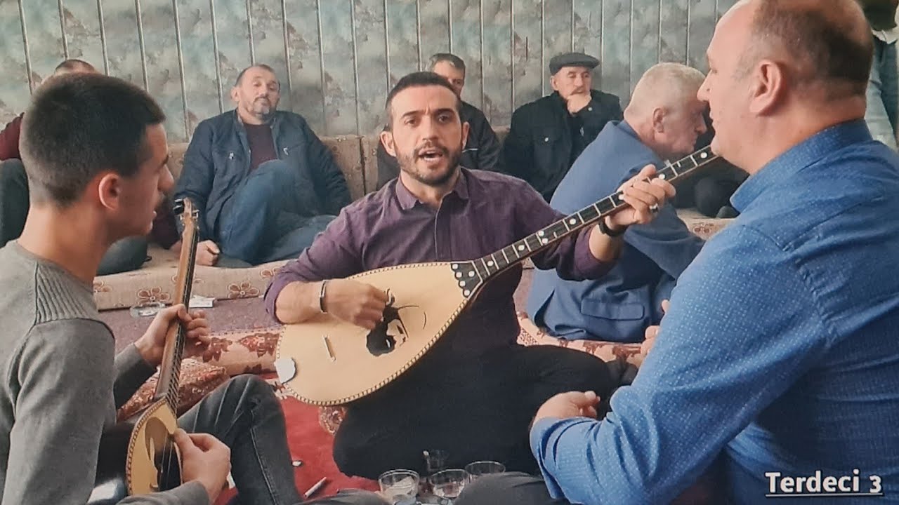 Xeni & Sinani & Edonisi - 