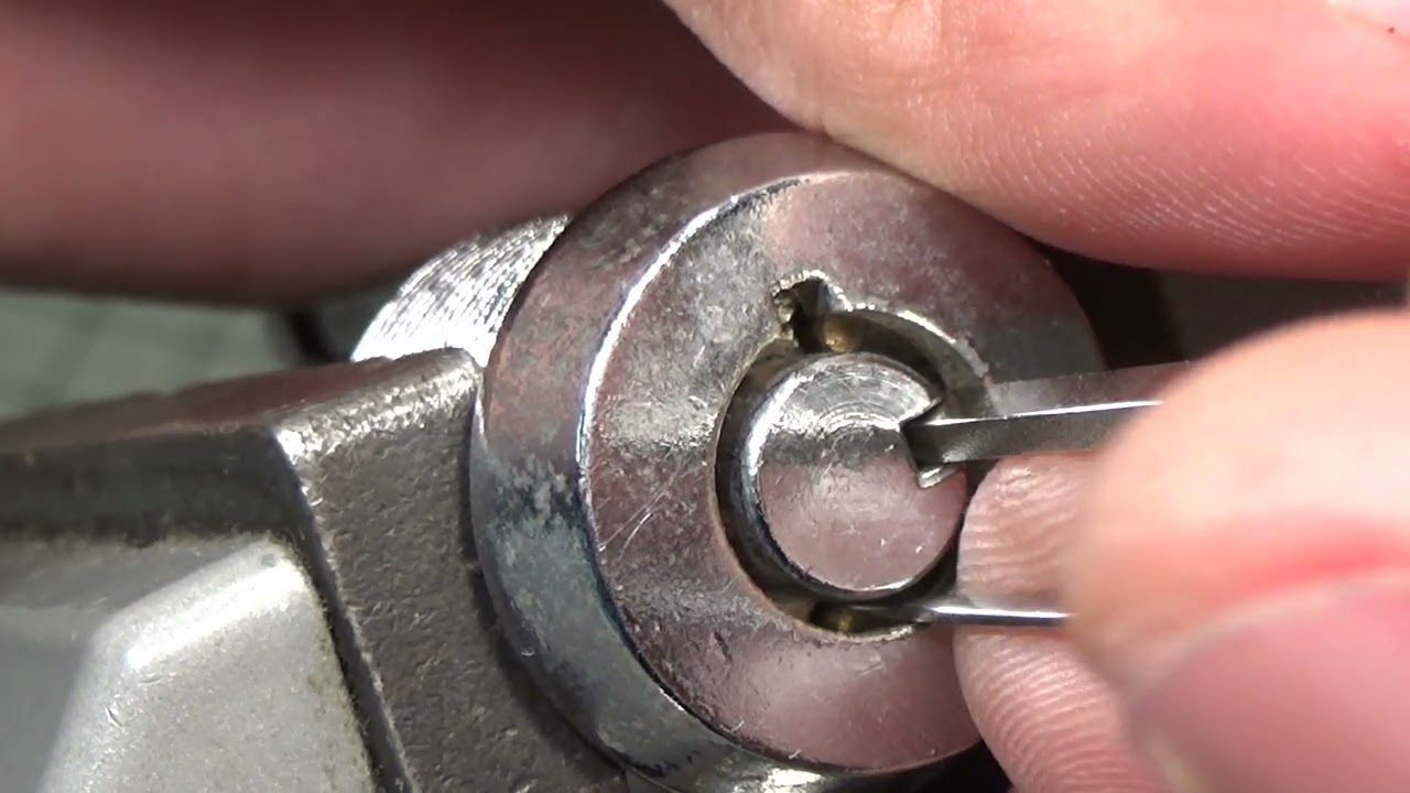 894 CERRADURA TUBULAR 7 PERNOS GANZUADA PERNO A PERNO sub eng