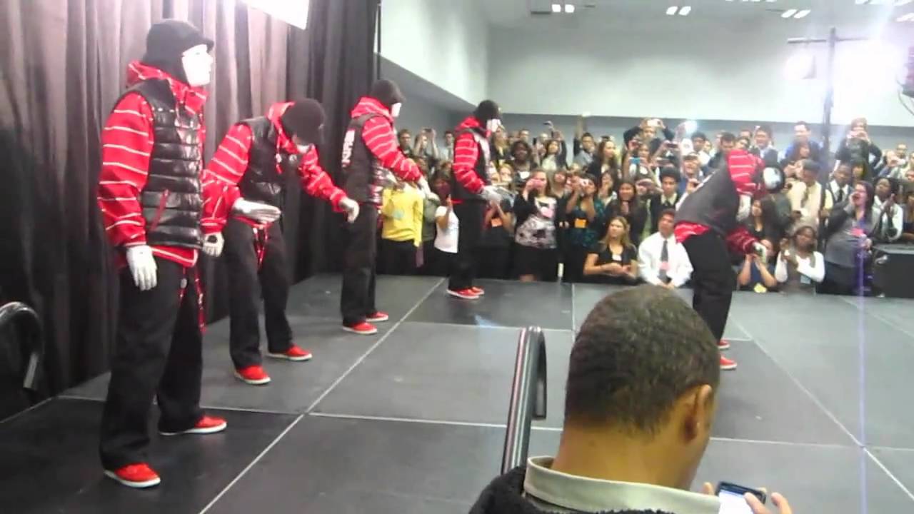Jabbawockeez Surprise Performance at Sun Youth Forum