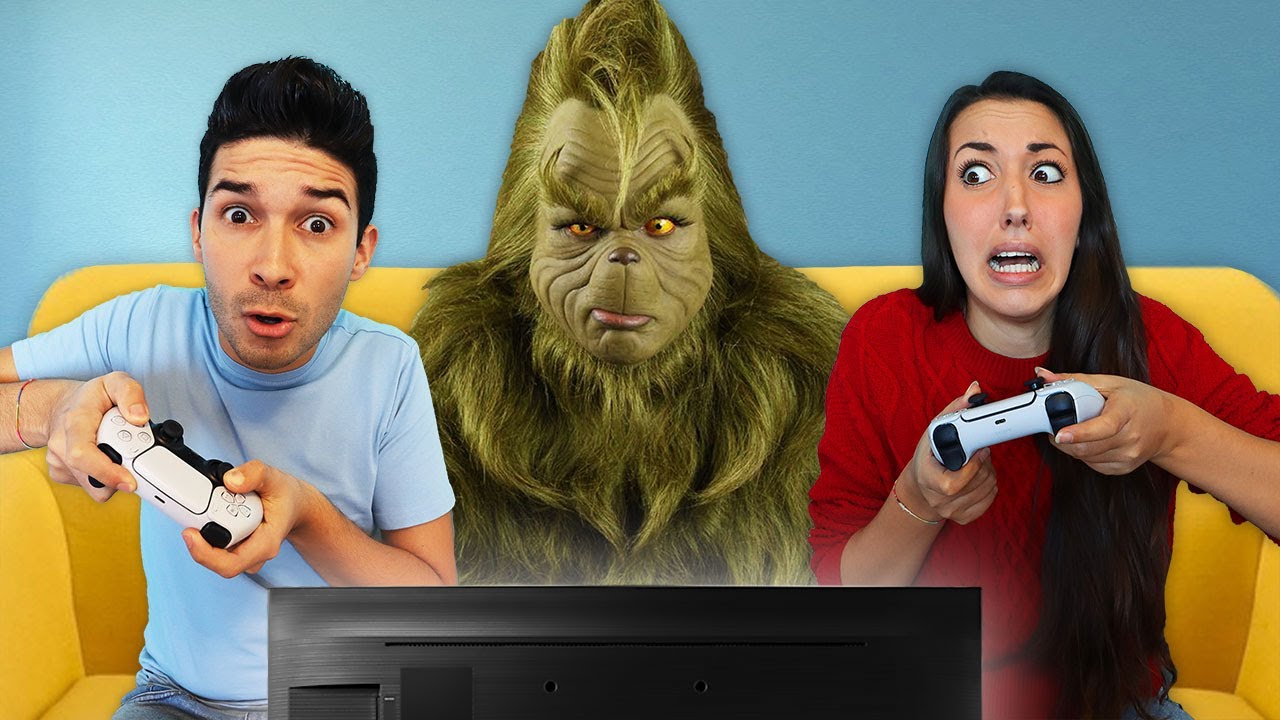 MAI GIOCARE AL GIOCO SEGRETO DEL GRINCH! *giochiamo al videogioco misterioso con il Grinch*