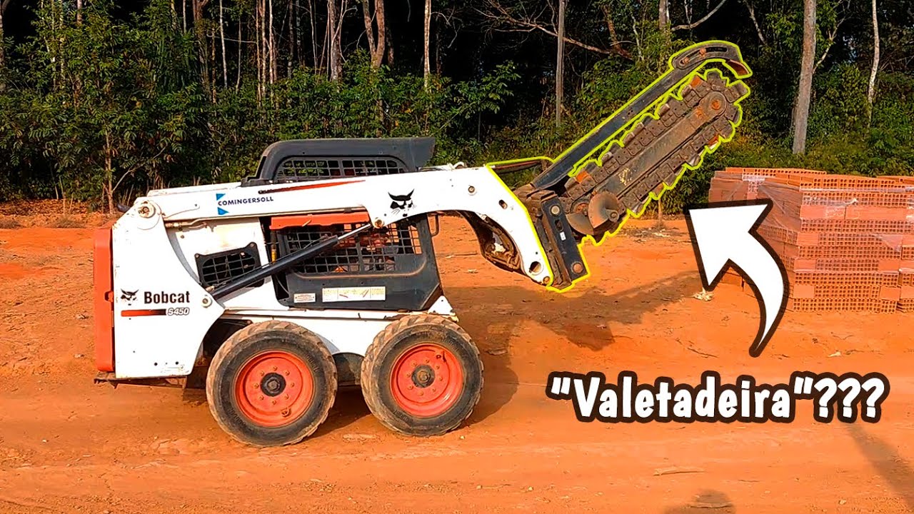 Mini Carregadeira BobCat Com Implemento 