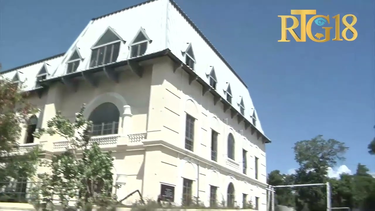 Port-au-Prince /  Figi Lari Bel Air