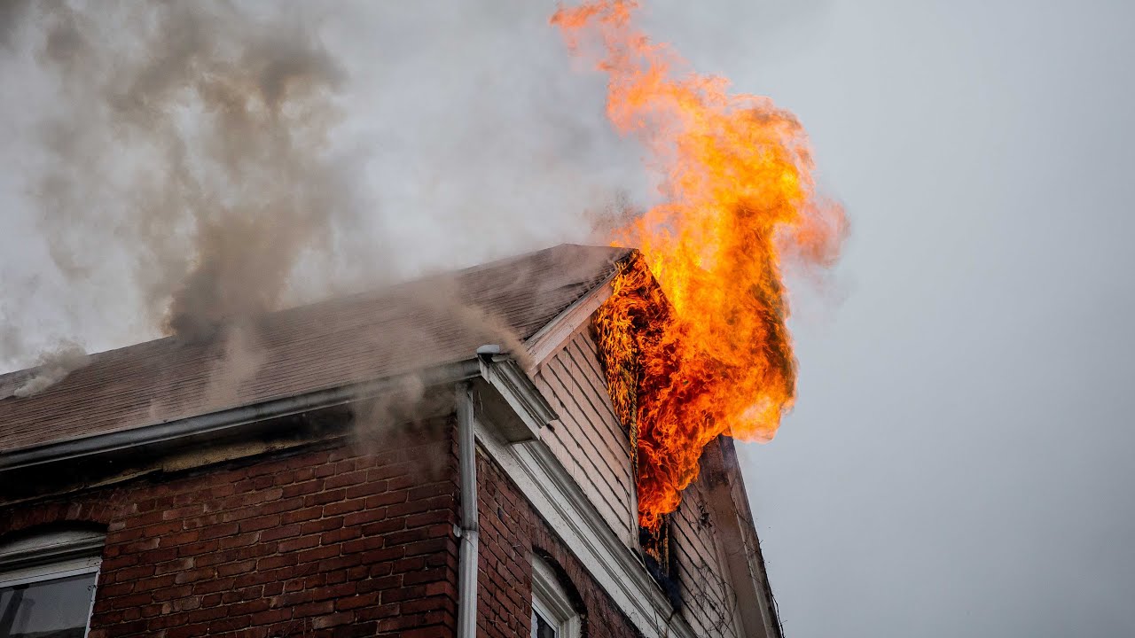 STRUCTURE FIRE NEW KENSINGTON