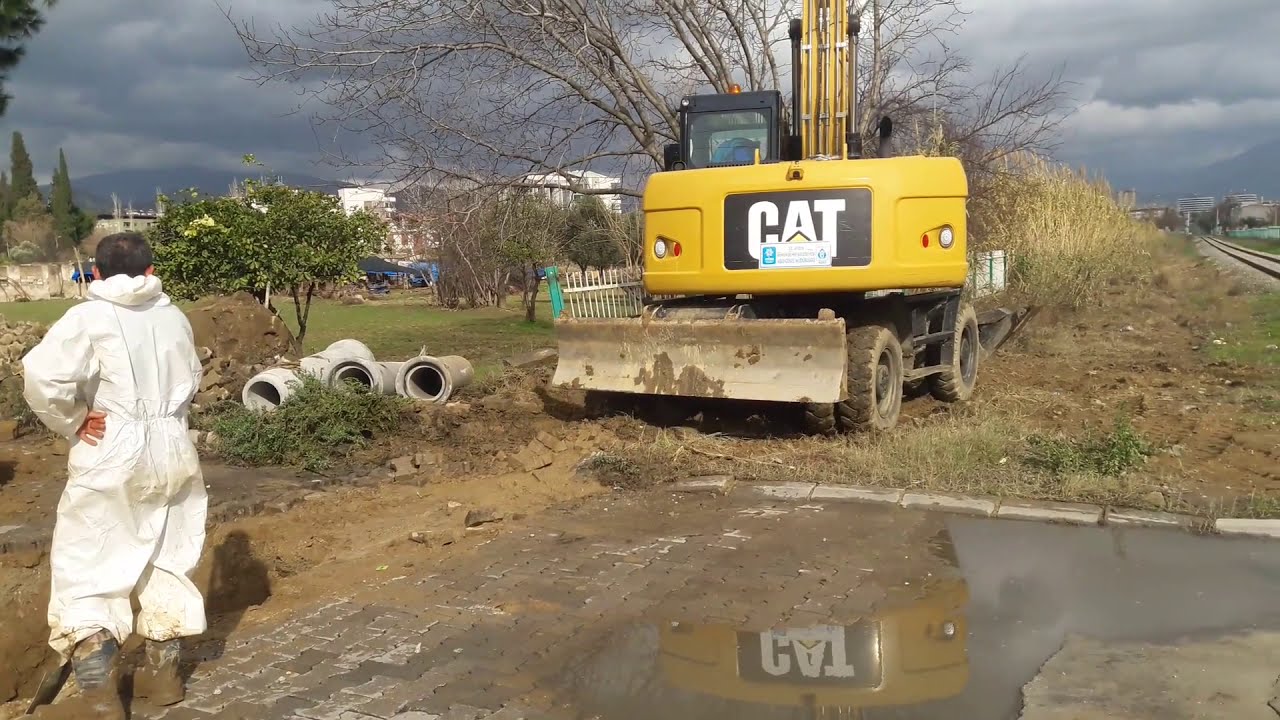 Cat, M318D excavator, boru döşeme çalışması #cat #excavator #catexcavator
