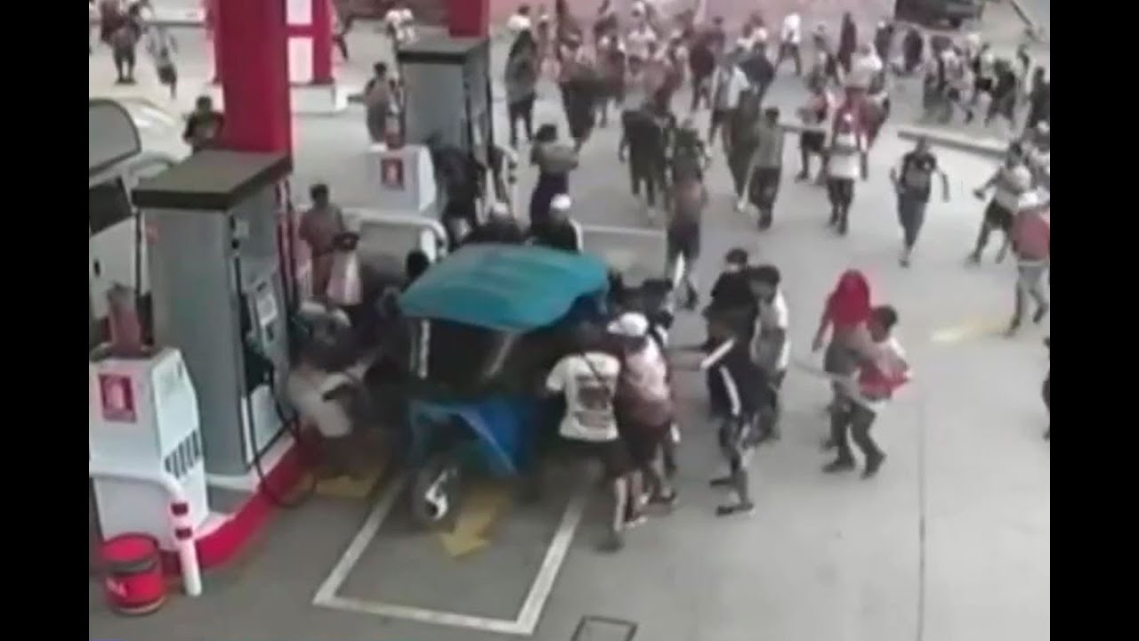 Seudos barristas de Universitario golpean y causan la muerte de un joven