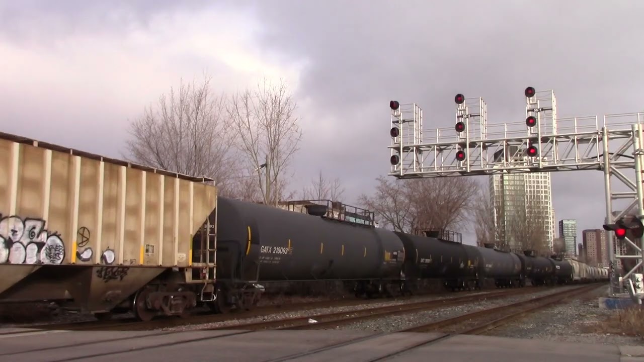 CP 421 passing Osler