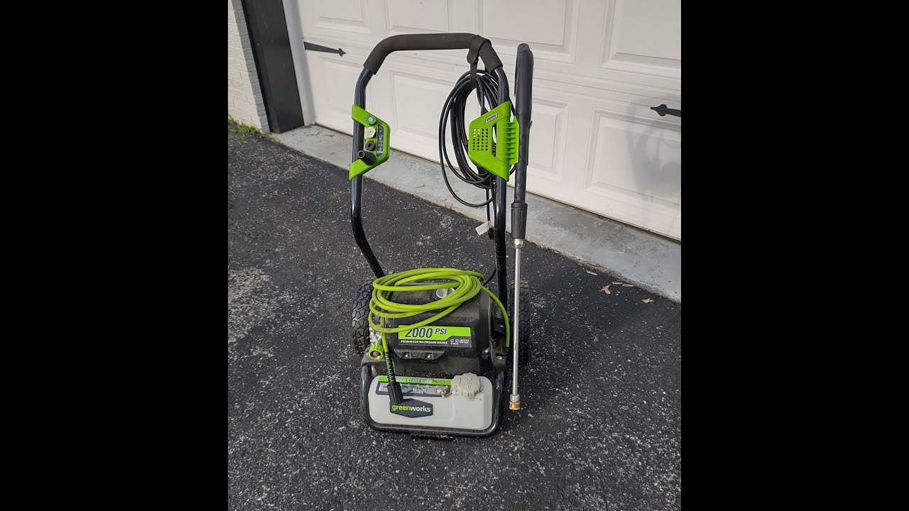 Pros & Cons: Greenworks 2000 psi Pressure Washer