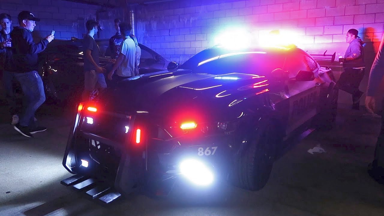 INSANE Mustang COP CAR at Underground Car Meet