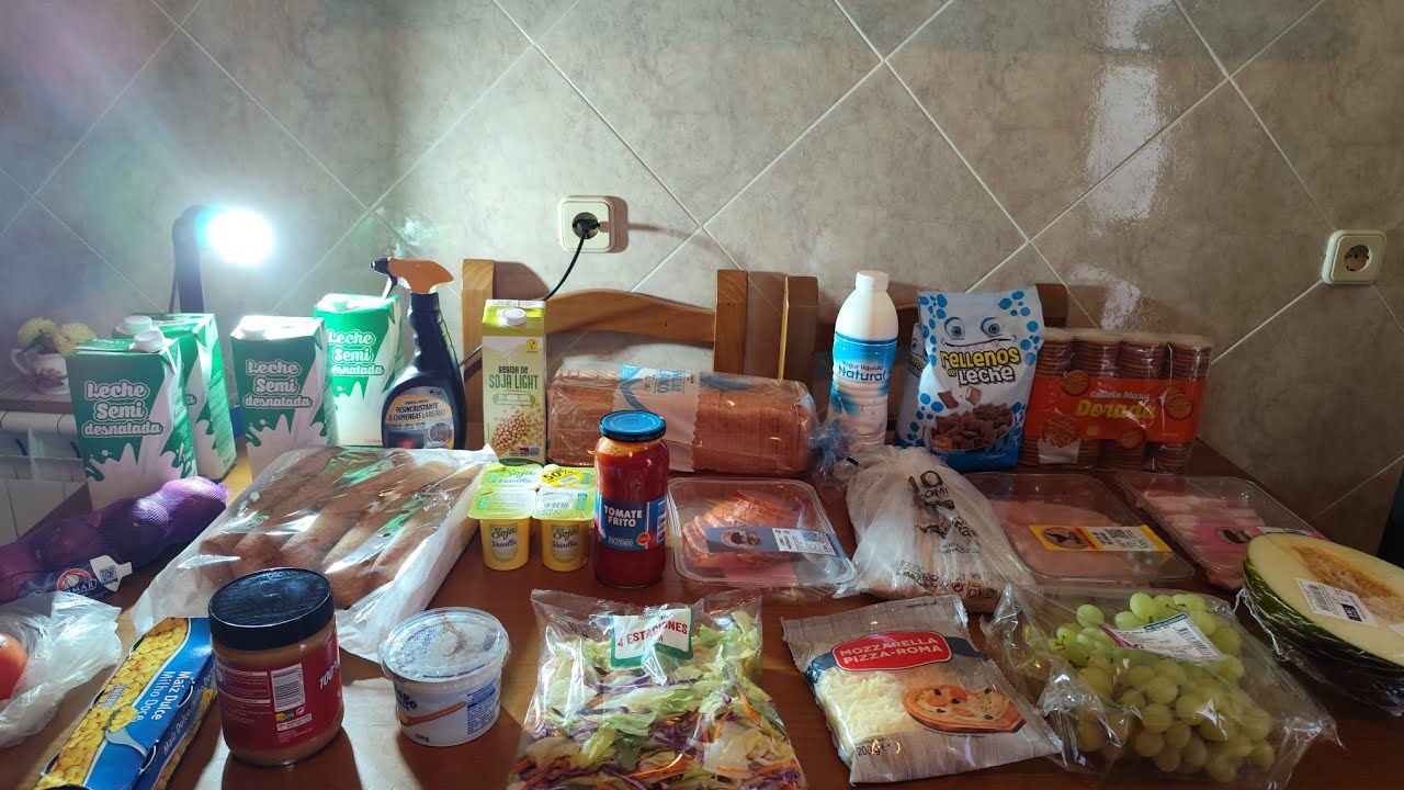 Compra Mercadona y Ahorramás X menos de 50€.