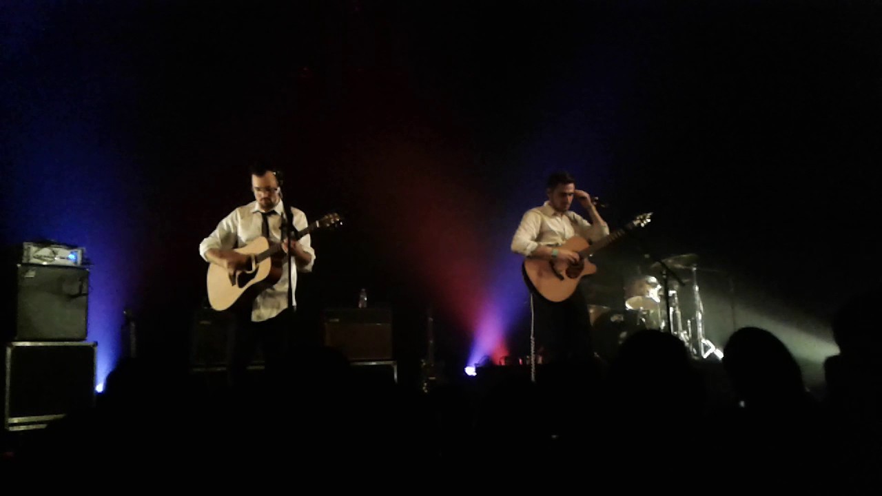 Heffron Drive - Boyfriend and like nobody's around (BTR) // Paris