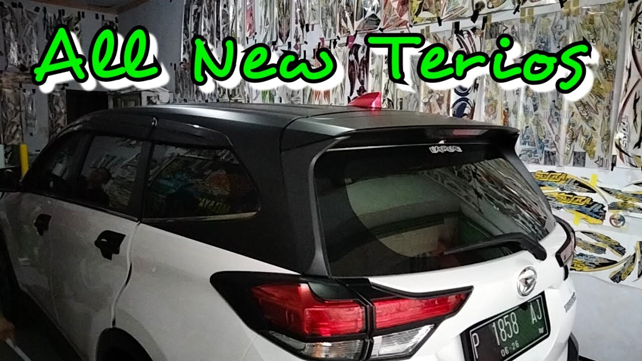Modifikasi All New Terios Cutting Stiker Pada Bagian Atas