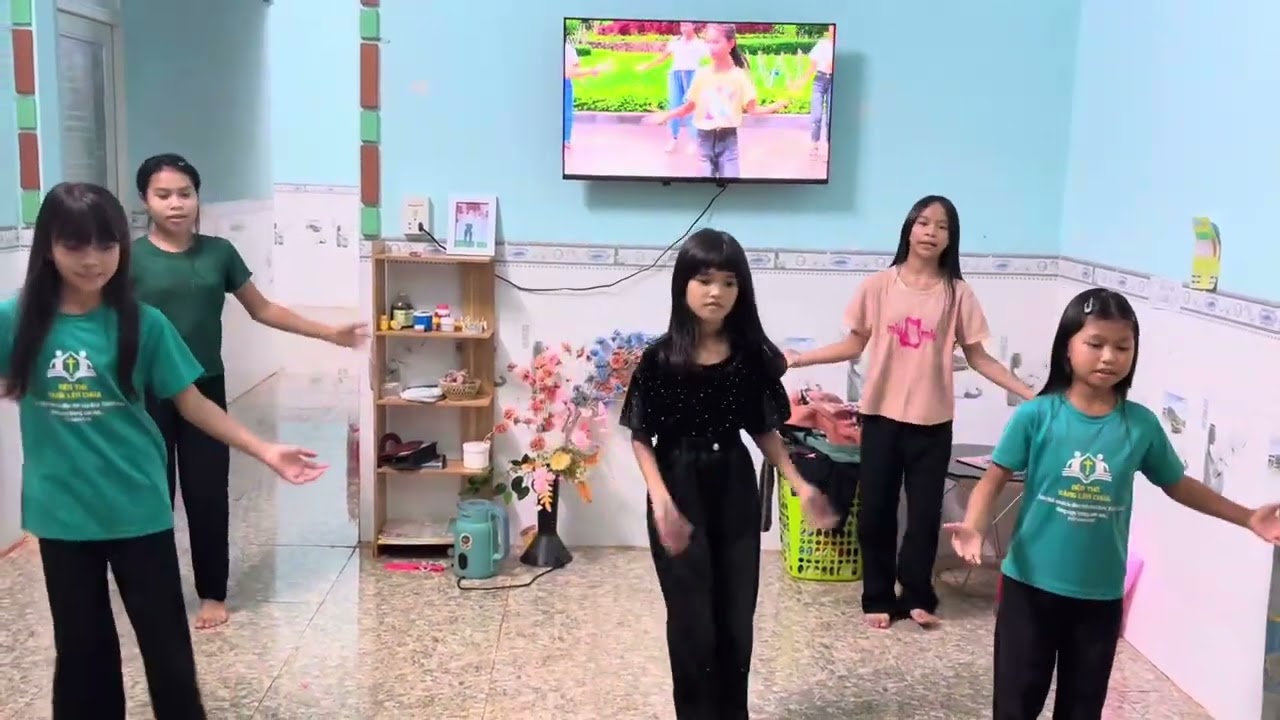 ngày 28 tháng 9, 2025