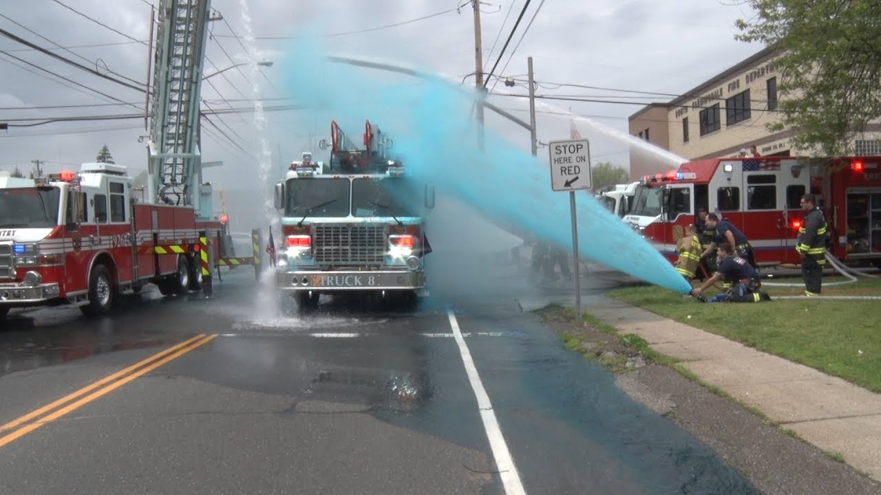 South Farmingdale,NY Fire Department Ladder 978 Wetdown 6/3/18