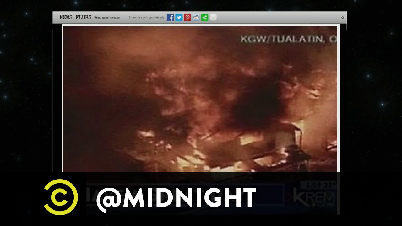 Jonah Ray, Emily V. Gordon and Kumail Nanjiani - You News, You Lose - @midnight with Chris Hardwick