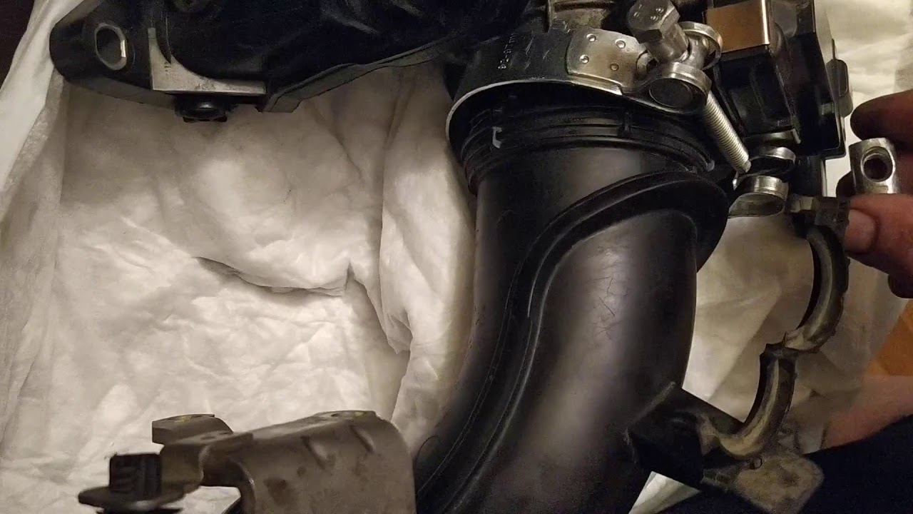 Captiva/Antara 2.2 TD corner pipe removement