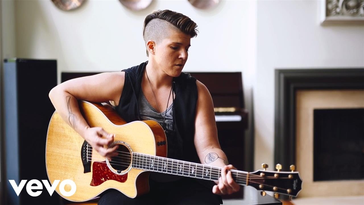 Daphne Willis - Somebody's Someone (Acoustic)