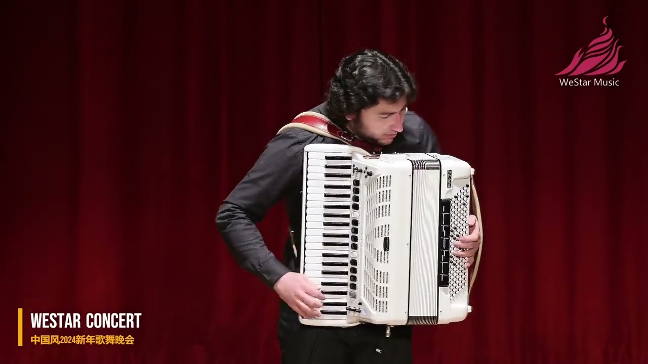 Espana Cani, accordionist Cory Pesaturo