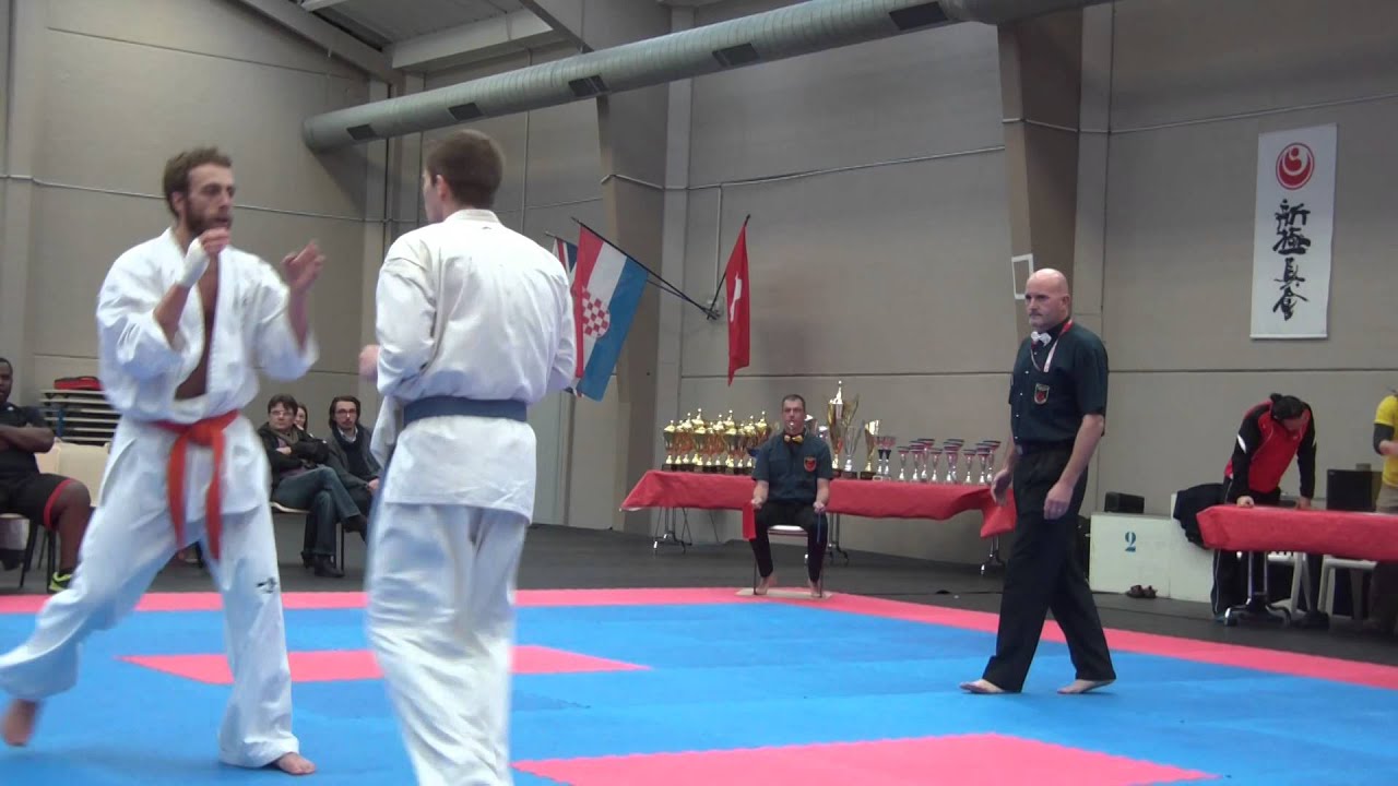 French Open Shinkyokushinkai Edouard KRON Vs Yann PAILLAT Novice LightMen