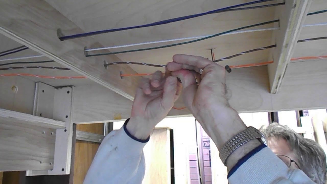 Adding feeder wires using Posi-Tap PTA1218M connectors