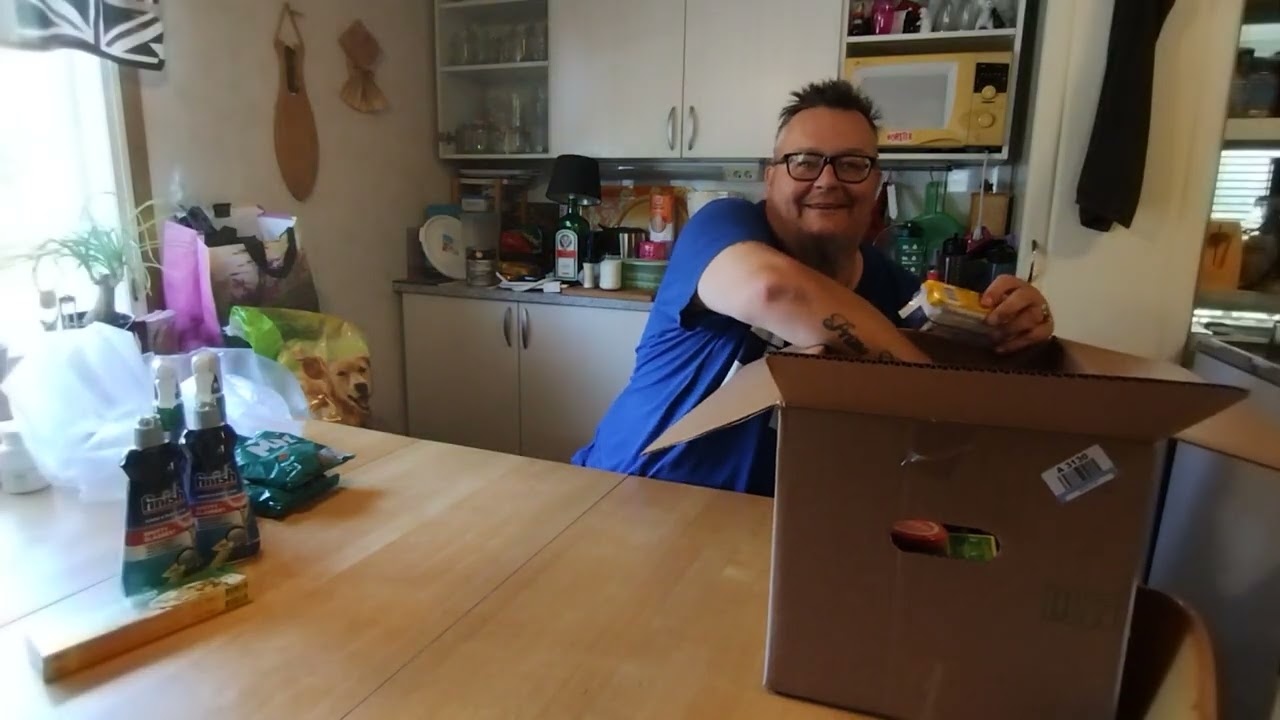 Fiksuruoka.fi paketin aukaisu