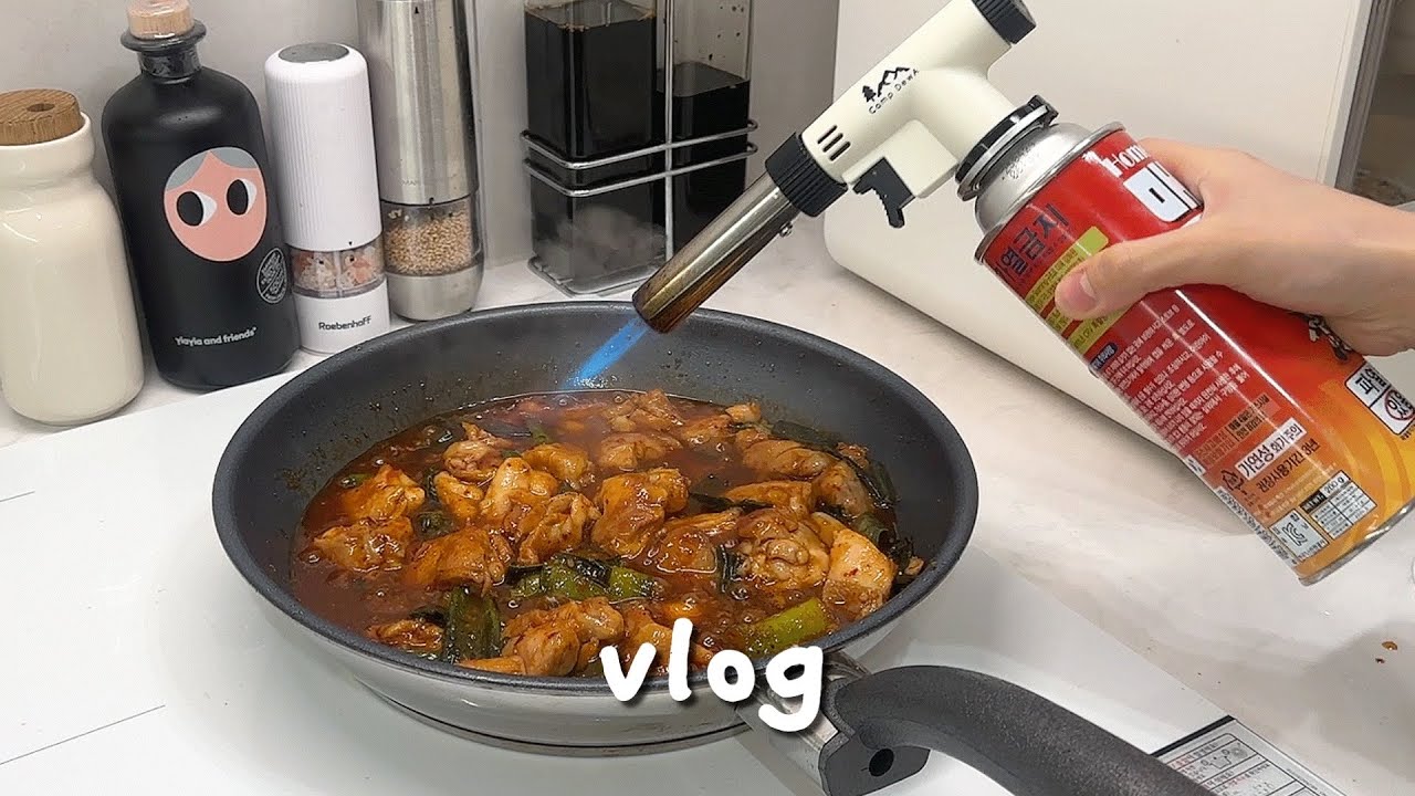 배달은 저리갓👋🏻수제 밀키트 어서오고💛 | 집코바 | 우렁된장찌개, 목살구이 | 양파카레, 어묵말이
