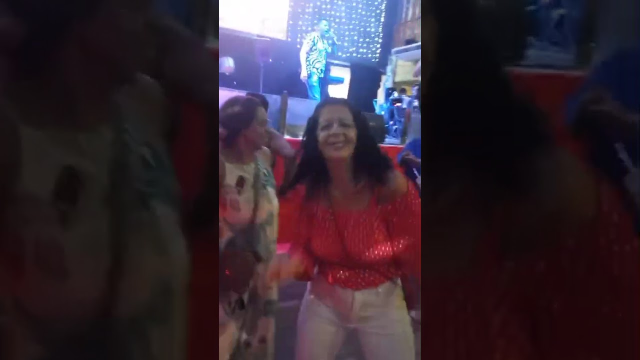 Música internacional no Clube das Pás no Recife..