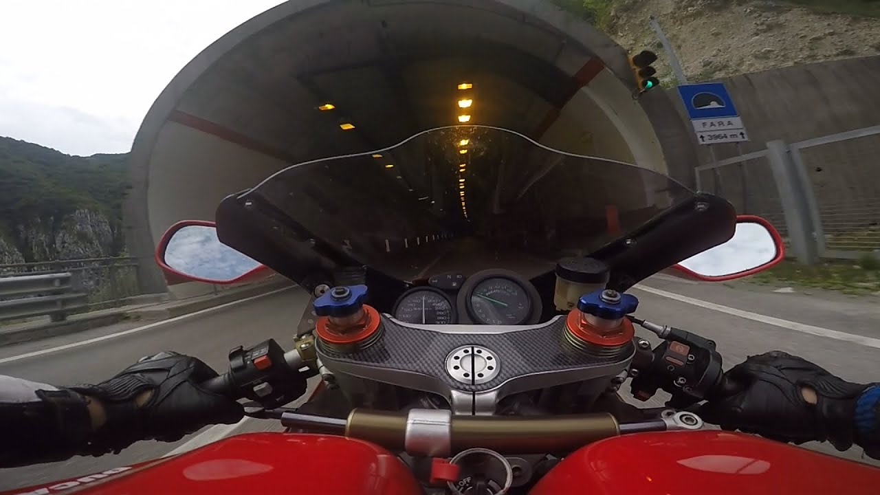 Ducati 996: A Legendary Italian Queen