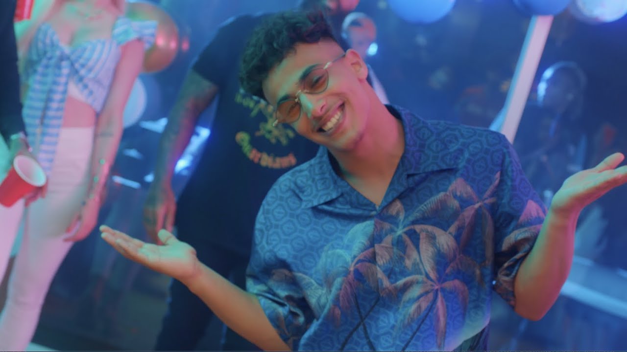 Moha K - J'fais du sale (Clip officiel)