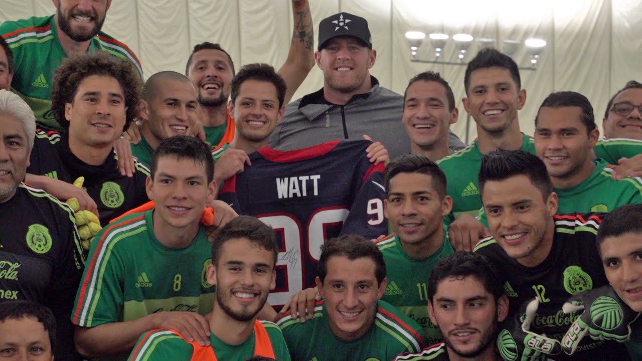 J.J. Watt meets Chicharito, El Tri