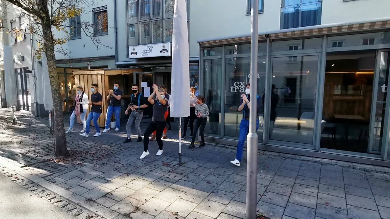 Cafe Extra Wir vermissen euch! (Jerusalema Dance)
