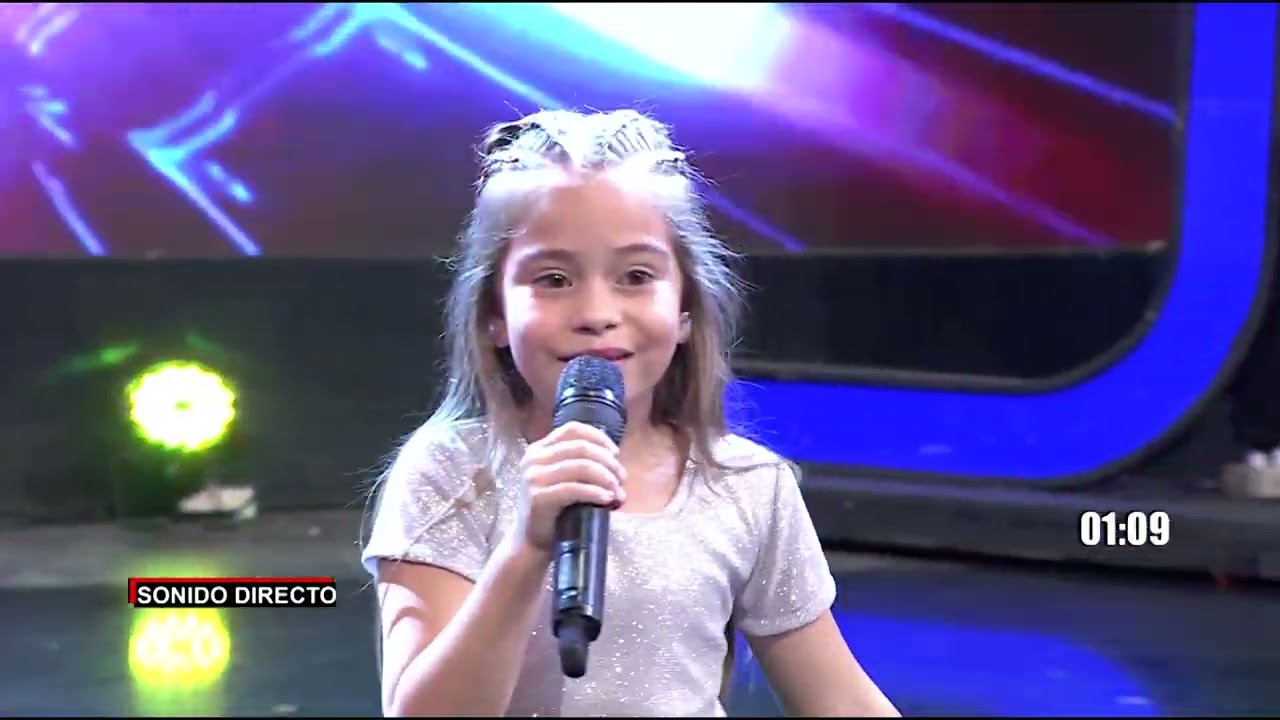 ISABELLA LOPEZ  -  SUPER MINITALENTO
