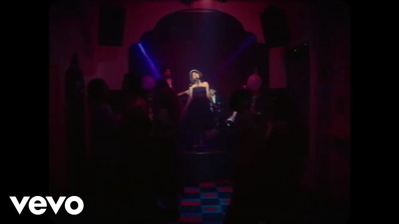 Anaïs & The Hoops - Growing Pains