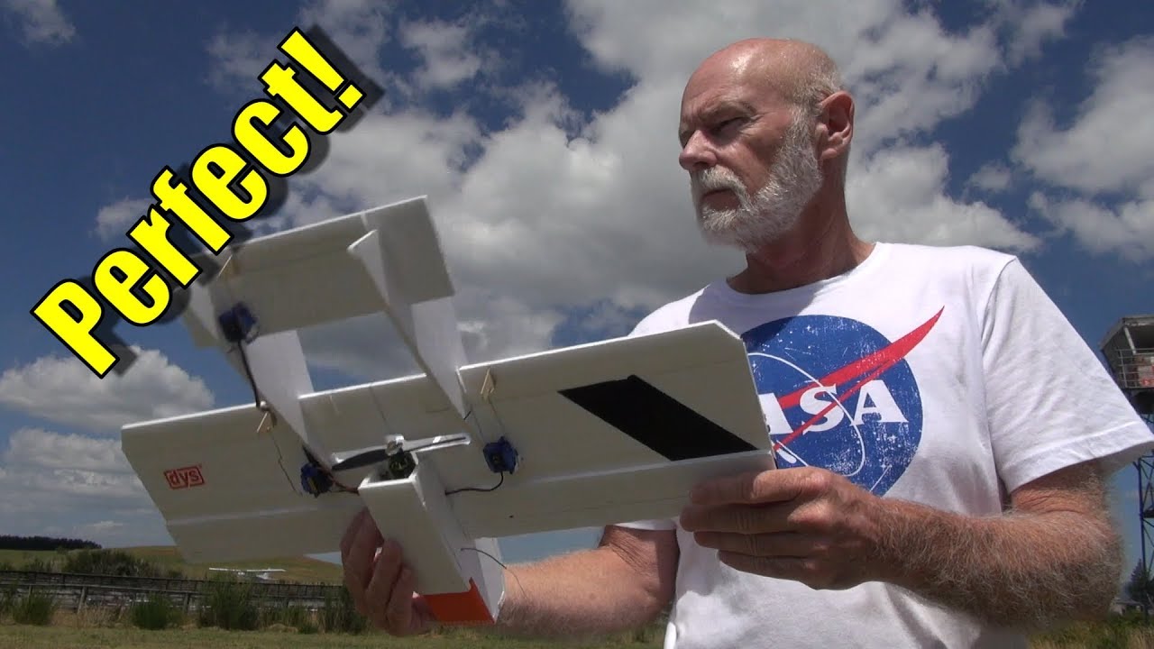 DIY RC Plane - it flys perfectly!