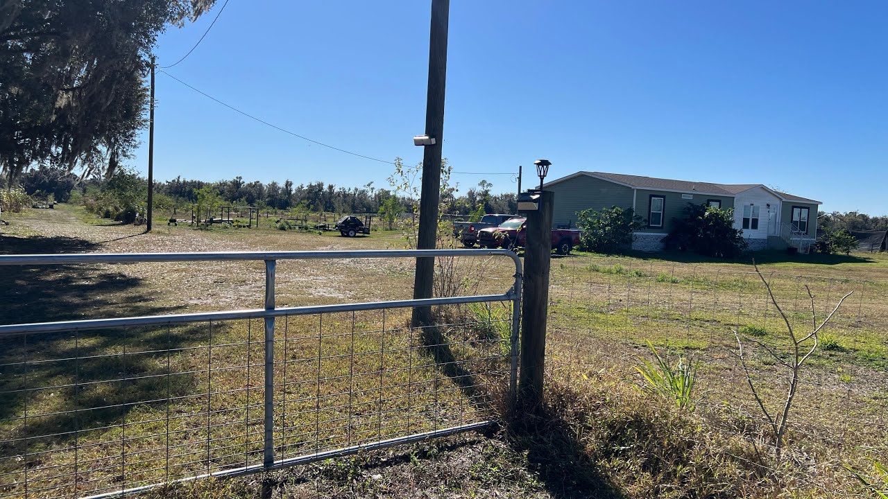 Ntsuab Xuv Farm in Wauchula, Florida, December 31, 2025
