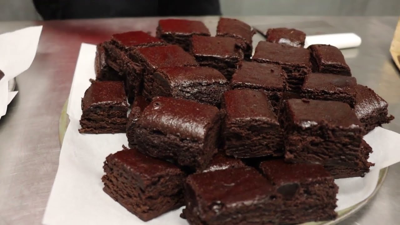 How to Cut Brownies